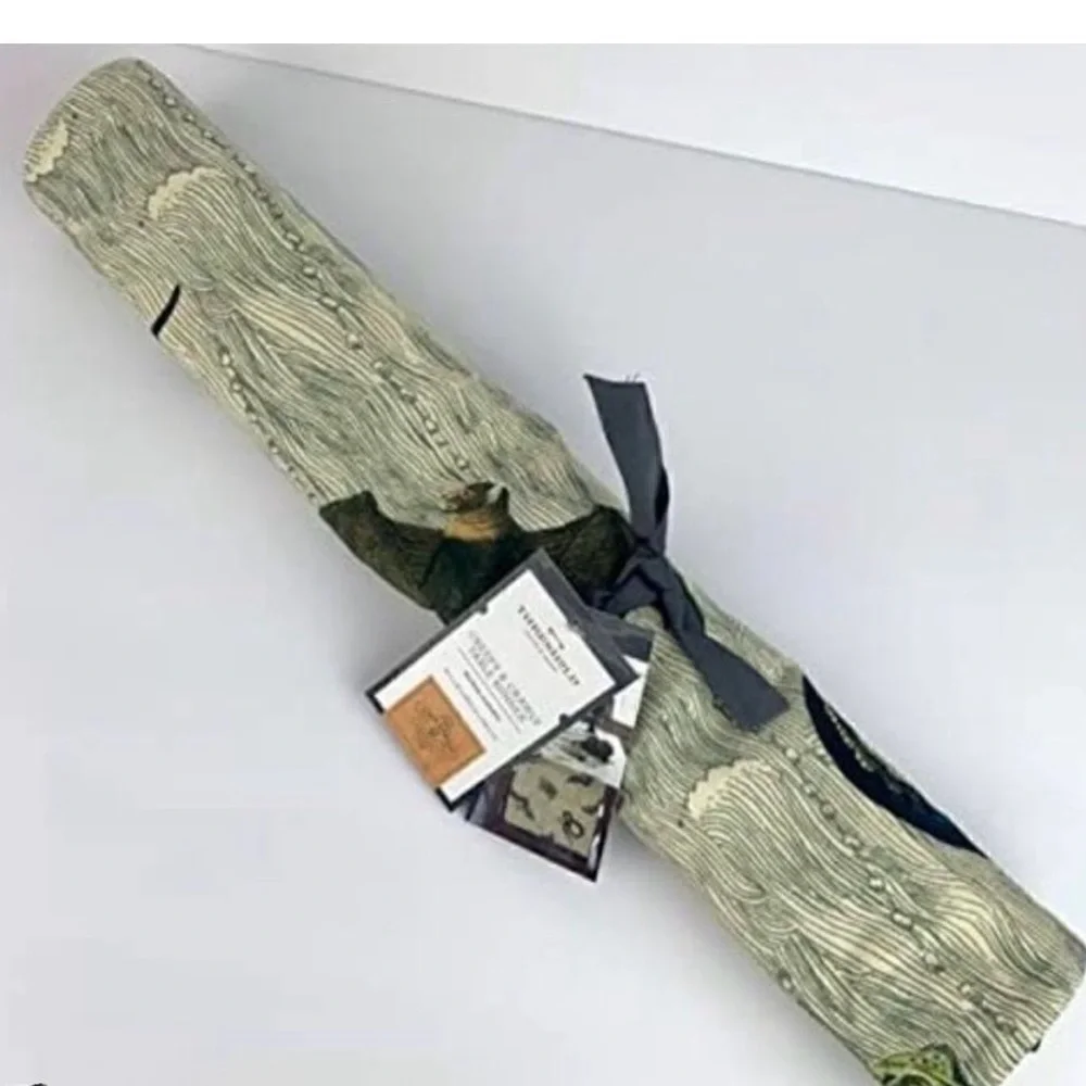 Creepy Crawly Table Runner